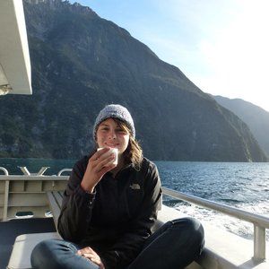 Meet your Posher, Romi